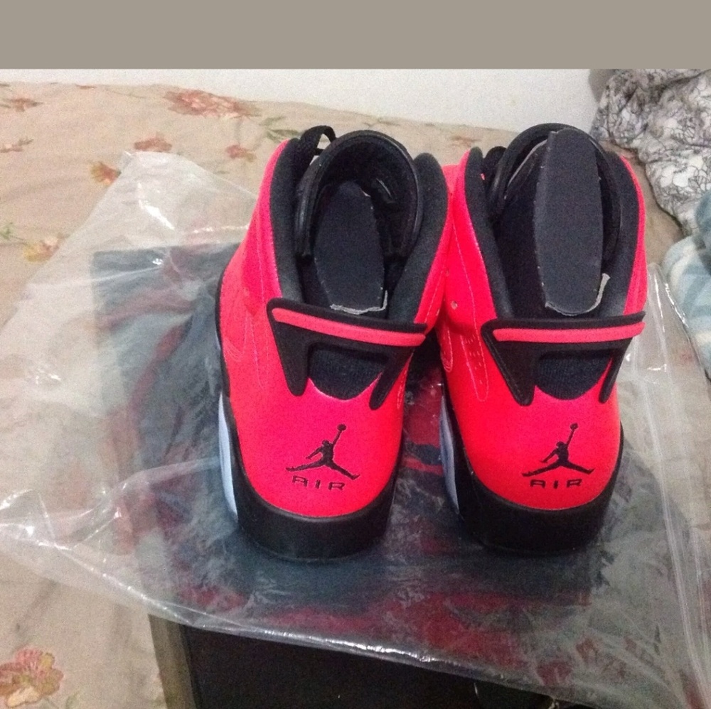Air Jordan 6 Infrared 23 Toro - Picture 4 of 5